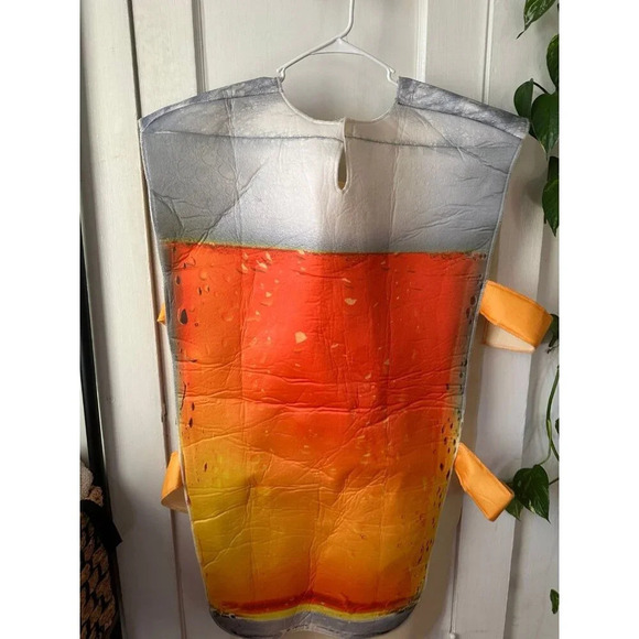 Spirit Halloween adult beer costume - Picture 6 of 8